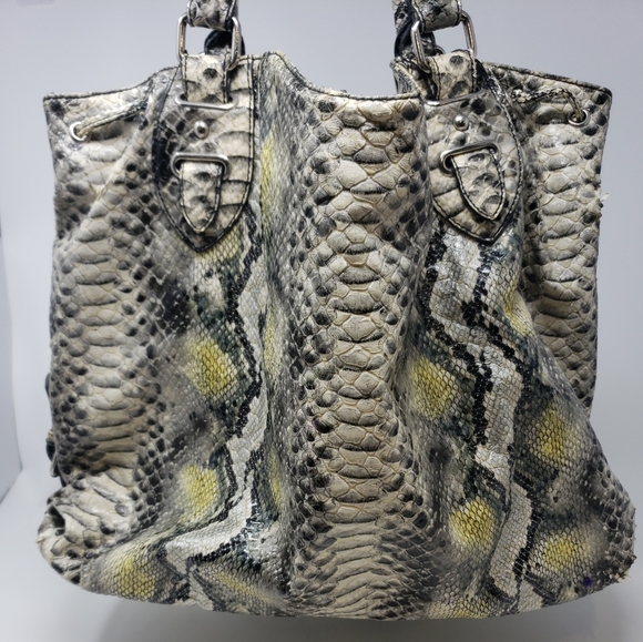 MELIE BIANCO VEGAN FAUX SNAKE SKIN HOBO - Picture 2 of 9